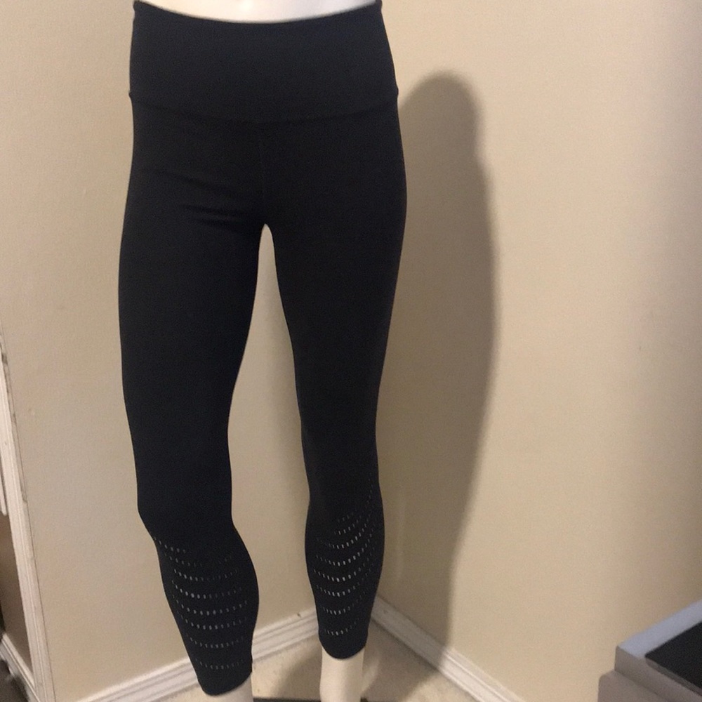 Athleta elation 7/8 laser cut